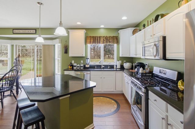 13252 Ashley Creek Drive, Pickerington, OH 43147