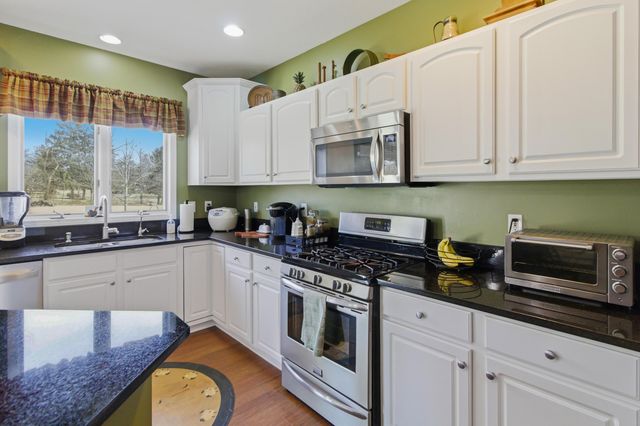 13252 Ashley Creek Drive, Pickerington, OH 43147