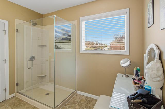 13252 Ashley Creek Drive, Pickerington, OH 43147