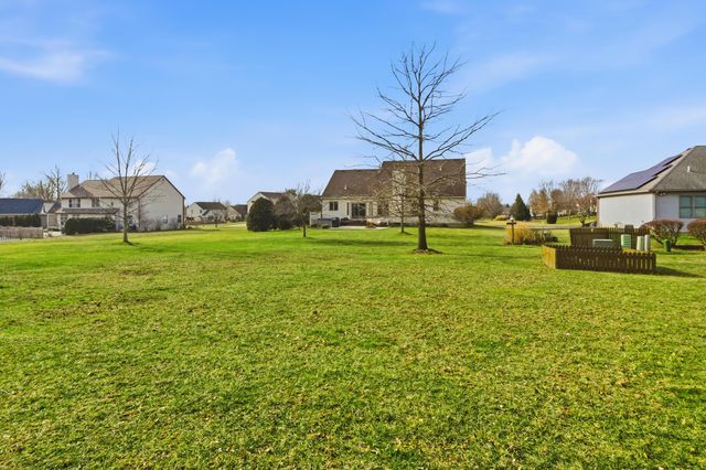 13252 Ashley Creek Drive, Pickerington, OH 43147