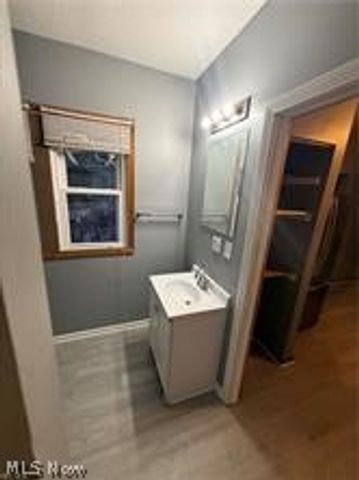 2518 11th Street NW, Canton, OH 44708