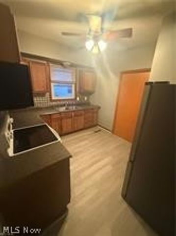 2518 11th Street NW, Canton, OH 44708