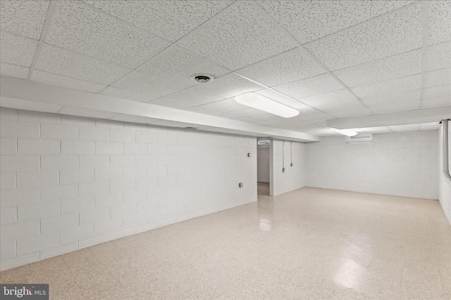 566 BAER AVE, Hanover, PA 17331