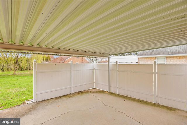 566 BAER AVE, Hanover, PA 17331