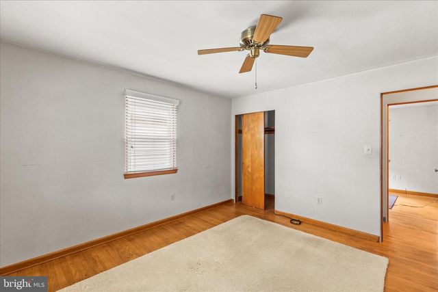 566 BAER AVE, Hanover, PA 17331