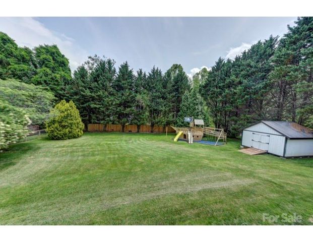 109 Meadow Run, Asheville, NC 28806