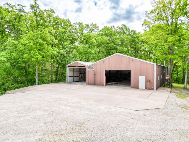 12390 N HIGHWAY YY, Harrisburg, MO 65256