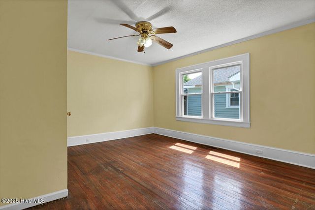 1912 Nun Street, Wilmington, NC 28403