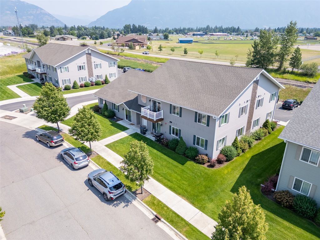 4 Diane Road, Columbia Falls, MT 59912 photo 1