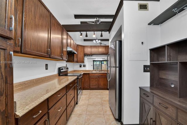 1717 NW 73rd Avenue 33, Plantation, FL 33313