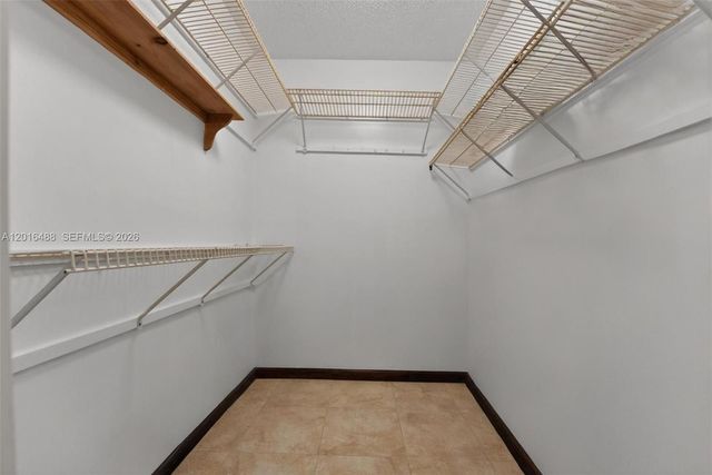 1717 NW 73rd Avenue 33, Plantation, FL 33313