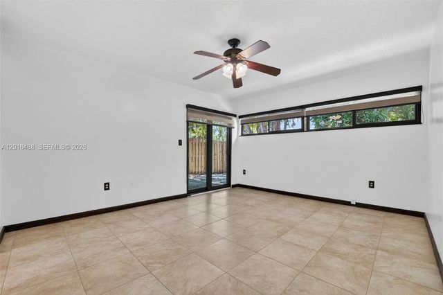 1717 NW 73rd Avenue 33, Plantation, FL 33313