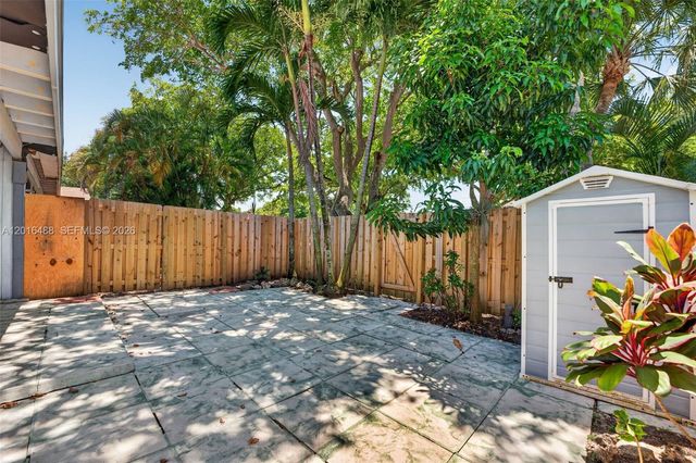 1717 NW 73rd Avenue 33, Plantation, FL 33313