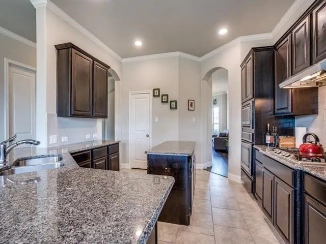 321 Valentino, Grand Prairie, TX 75052
