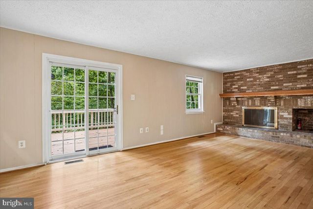 1877 POST OAK TRL, Reston, VA 20191