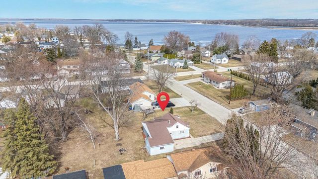 210 N 6TH STREET, Winneconne, WI 54986