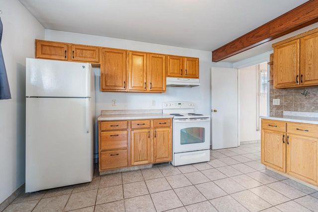 210 N 6TH STREET, Winneconne, WI 54986