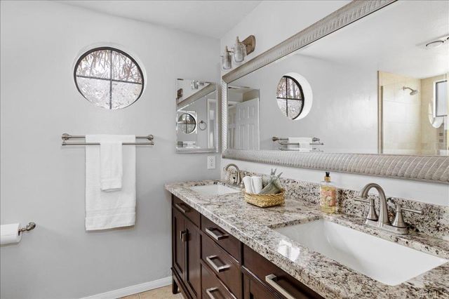 7319 Calle De Fuentes, Carlsbad, CA 92009