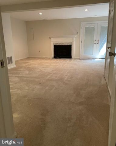 6268 WALKERS CROFT WAY, Alexandria, VA 22315