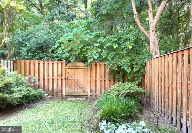 6268 WALKERS CROFT WAY, Alexandria, VA 22315