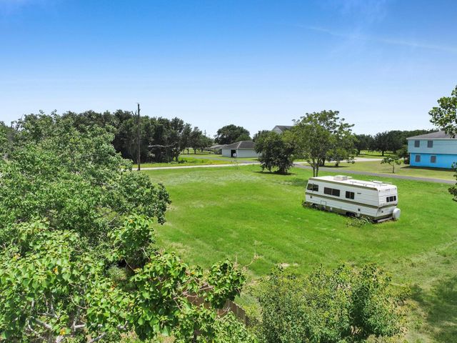 2101 Madison, Crystal Beach, TX 77650