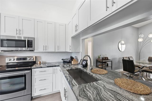 12331 Pleasant Green Way, Boynton Beach, FL 33437