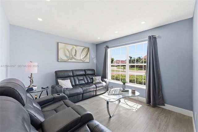 12331 Pleasant Green Way, Boynton Beach, FL 33437