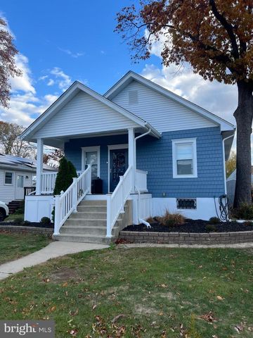 115 S FORKLANDING RD, Maple Shade, NJ 08052