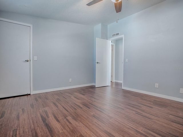 518 SAINT ANDREWS BOULEVARD, Lady Lake, FL 32159