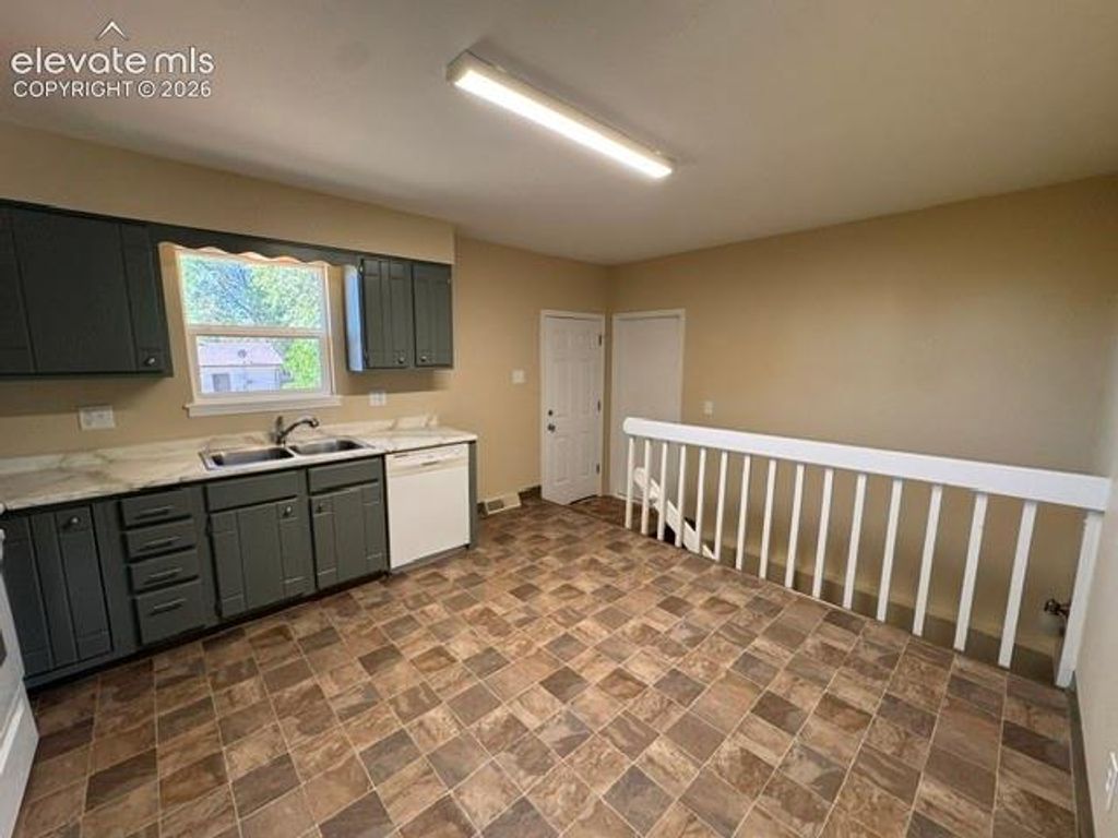 7255 Watonga Court, Colorado Springs, CO 80915 — photo 4