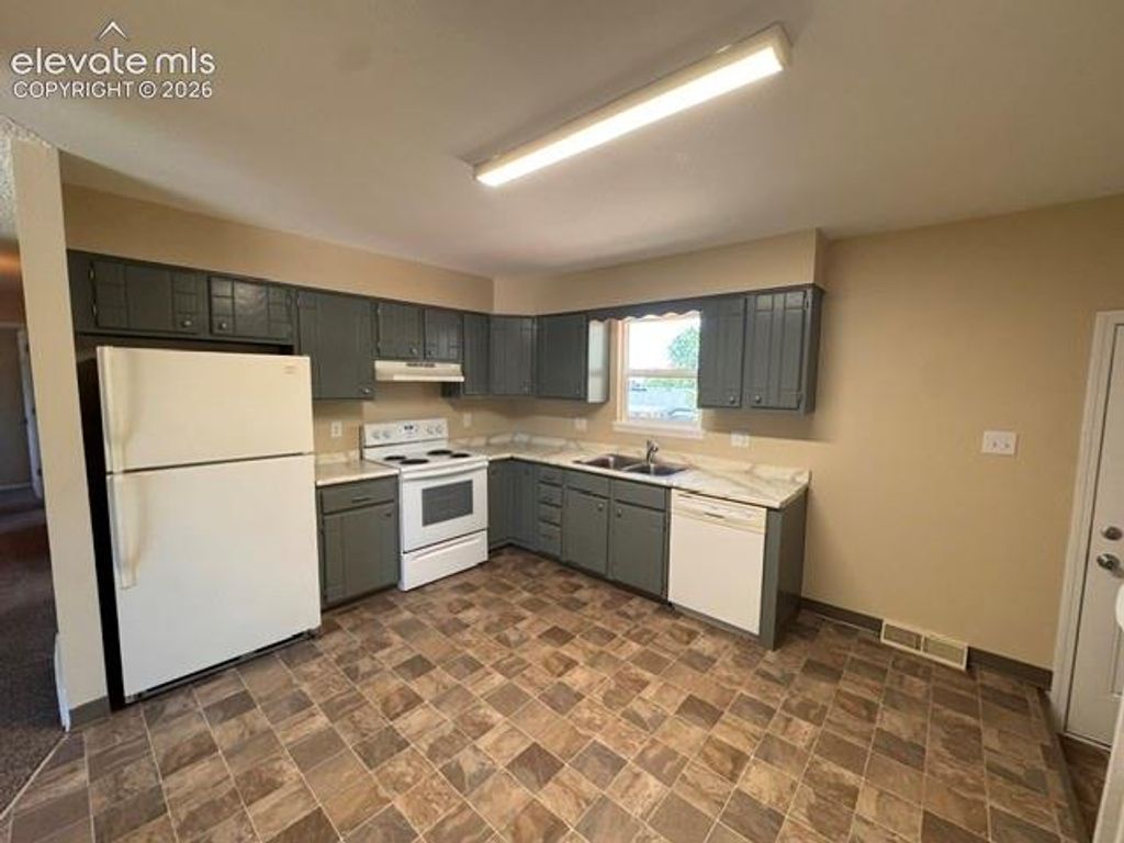 7255 Watonga Court, Colorado Springs, CO 80915 — photo 5
