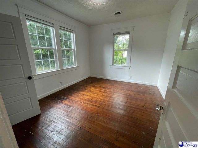 416 Spruce St, Florence, SC 29501