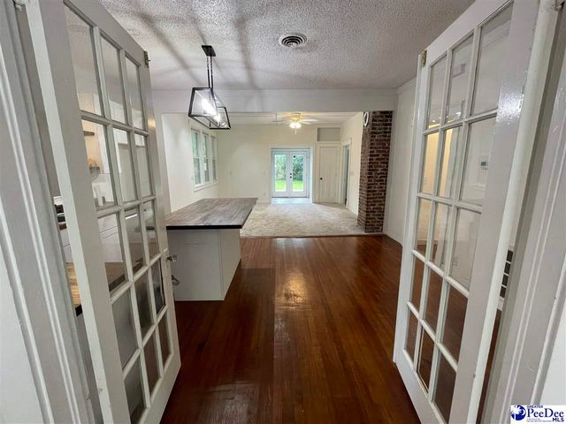 416 Spruce St, Florence, SC 29501