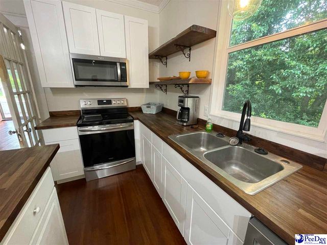 416 Spruce St, Florence, SC 29501
