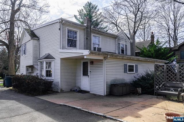 222 Claremont Avenue, Verona, NJ 07044