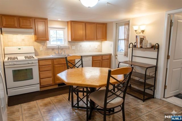 222 Claremont Avenue, Verona, NJ 07044