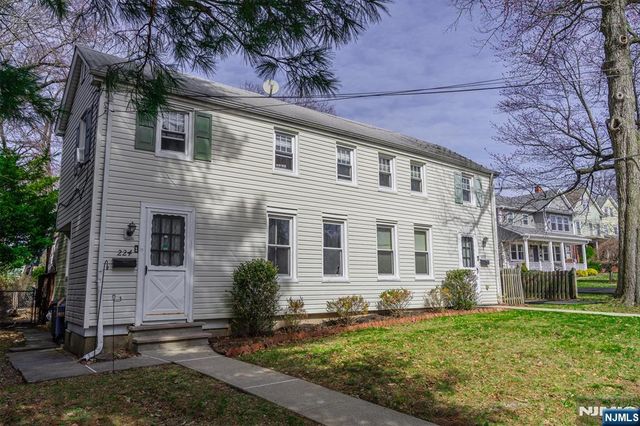 222 Claremont Avenue, Verona, NJ 07044