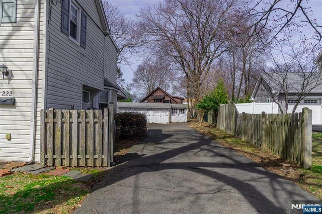 222 Claremont Avenue, Verona, NJ 07044