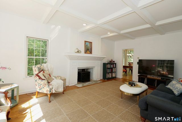 123A Peaceable Street, Redding, CT 06896
