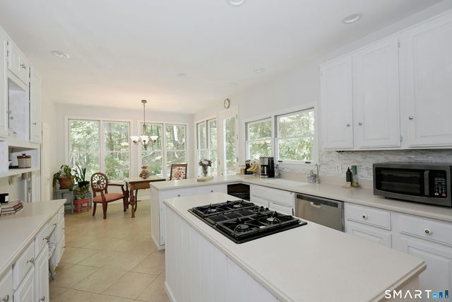 123A Peaceable Street, Redding, CT 06896