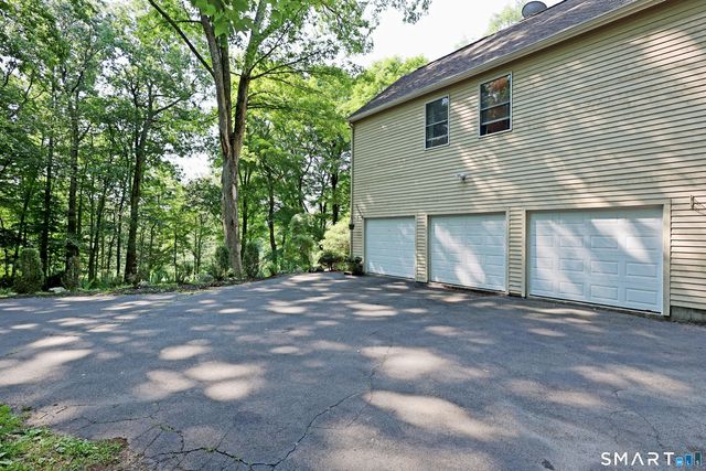 123A Peaceable Street, Redding, CT 06896