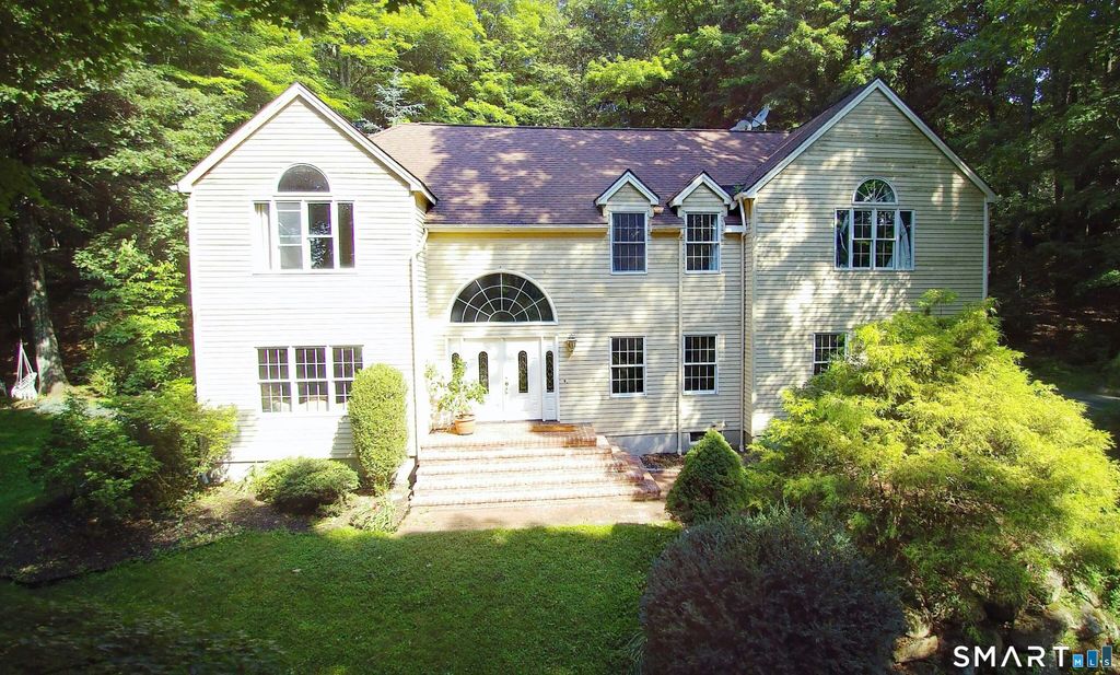 123A Peaceable Street, Redding, CT 06896