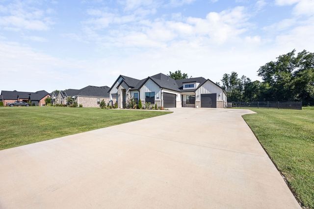 846 Asher Street, Fayetteville, AR 72703