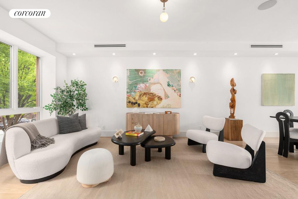 533A QUINCY Street, New York City, NY 11221