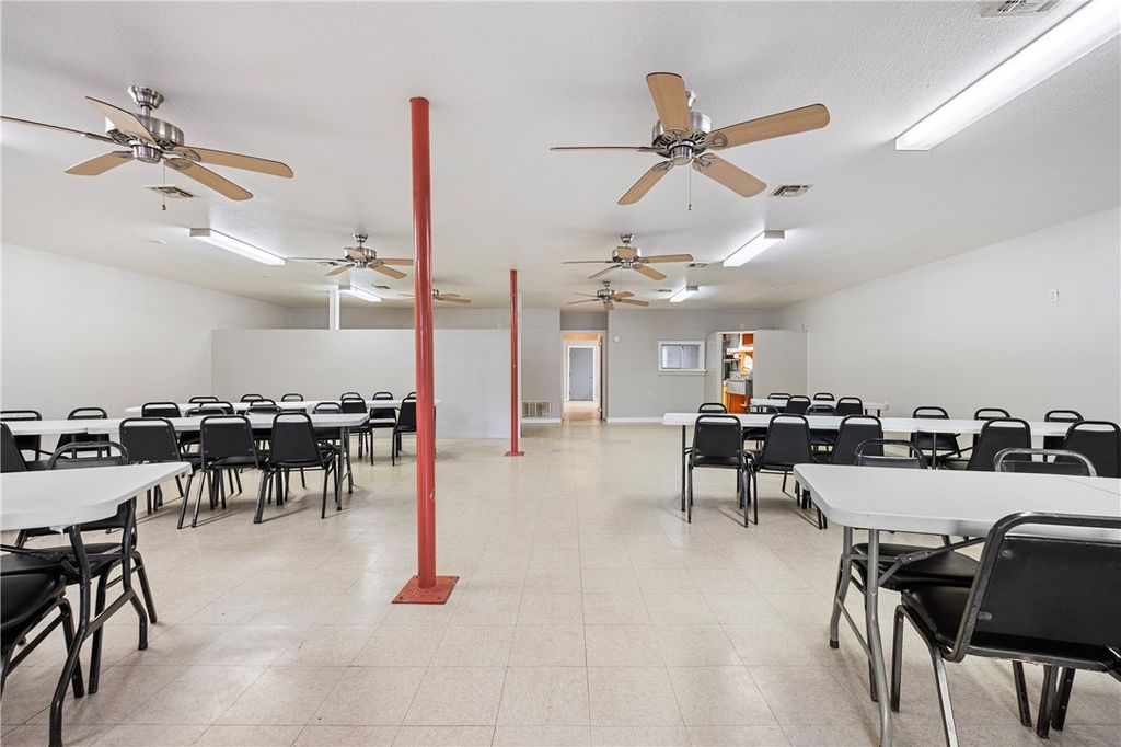 519 Avenue B, Sinton, TX 78387 — photo 3
