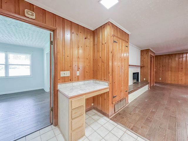 305 N Hillcrest St, Geneva, AL 36340