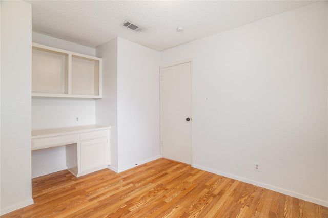 1402 Wayne DR, Round Rock, TX 78664