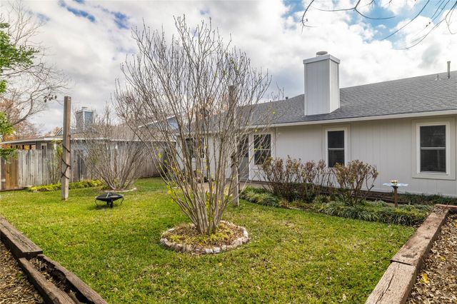 1402 Wayne DR, Round Rock, TX 78664