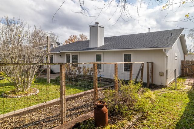 1402 Wayne DR, Round Rock, TX 78664