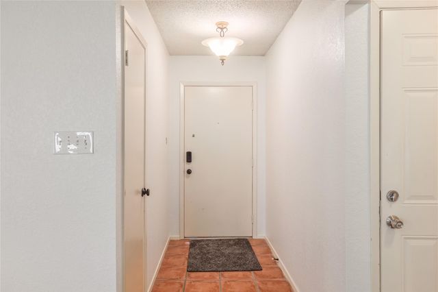 1402 Wayne DR, Round Rock, TX 78664